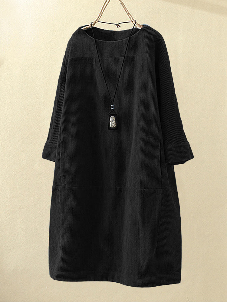 Vestido primaveral con estampado delicado y corte favorecedor – LIRESSA