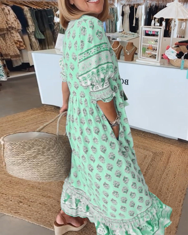 Vestido largo bohemio en capas con escote favorecedor – AURELIA