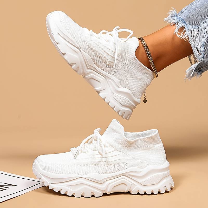 Zapatillas ortopédicas cómodas y elegantes para mujer que cuidan tus pies todo el día – ELARA