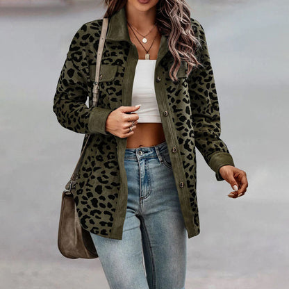 Blazer entallada con estampado de leopardo – LÉONA