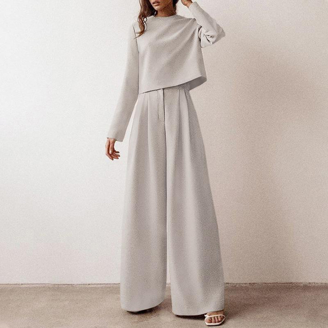Conjunto elegante de dos piezas con top entallado y pantalón palazzo – CYRENA