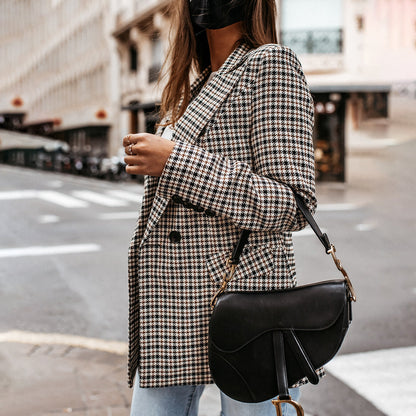 Blazer a cuadros con corte entallado y estilo clásico – LUMÉRA