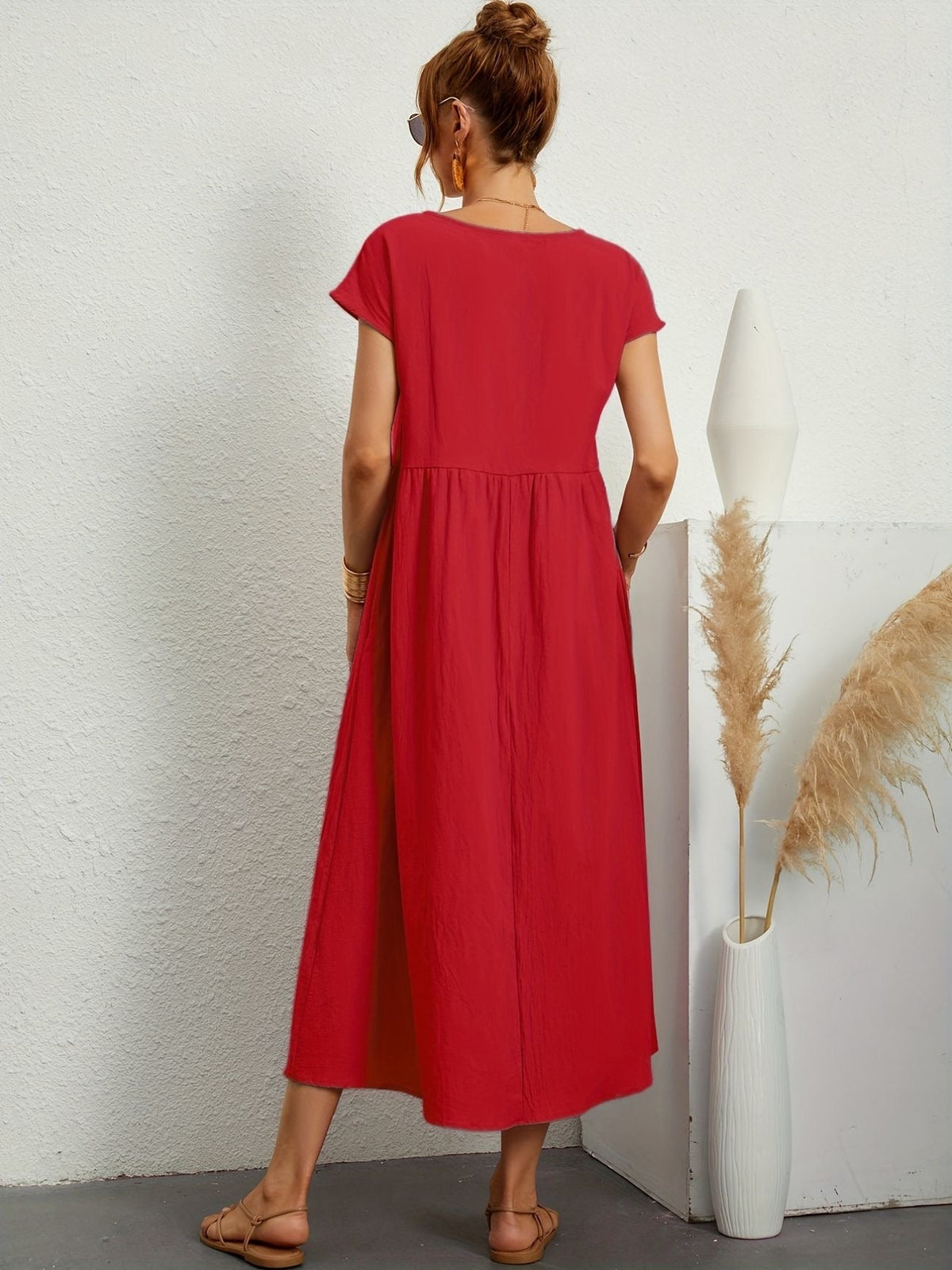 Vestido de lino con corte fluido y estilo natural – GRETA