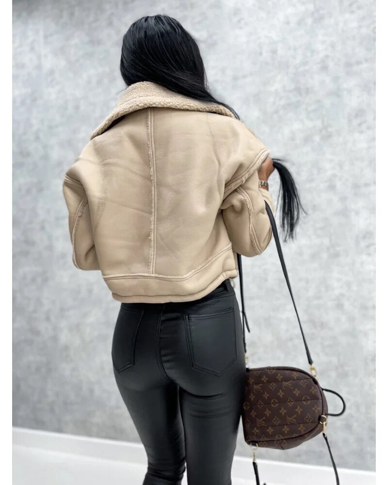 Chaqueta elegante para mujer de diseño lujoso – CUMA