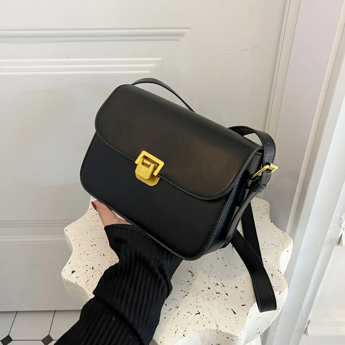 LAINA - Bolso elegante y minimalista para mujer