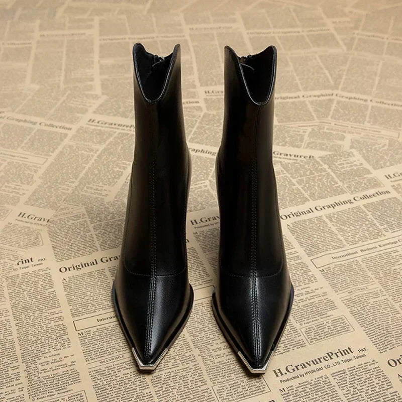 Botines Chelsea con punta metálica para mujer – MARISE
