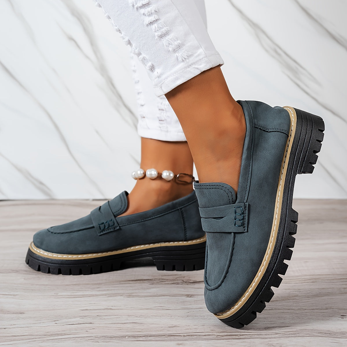 Elegantes y cómodos mocasines de mujer con diseño retro y suela gruesa – VIVIANA