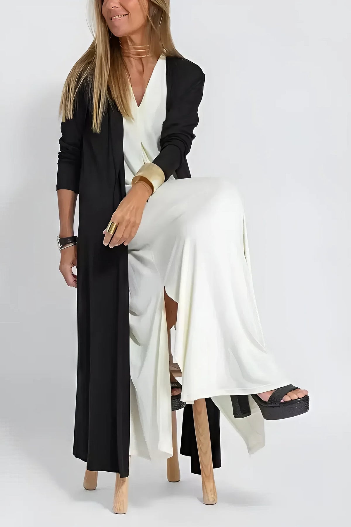 CAMILA – Vestido largo de talla grande sin mangas con escote en V