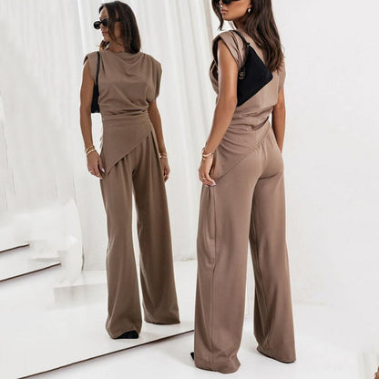 Conjunto elegante de mujer con drapeado sofisticado y pantalones fluidos – LYSANDRA